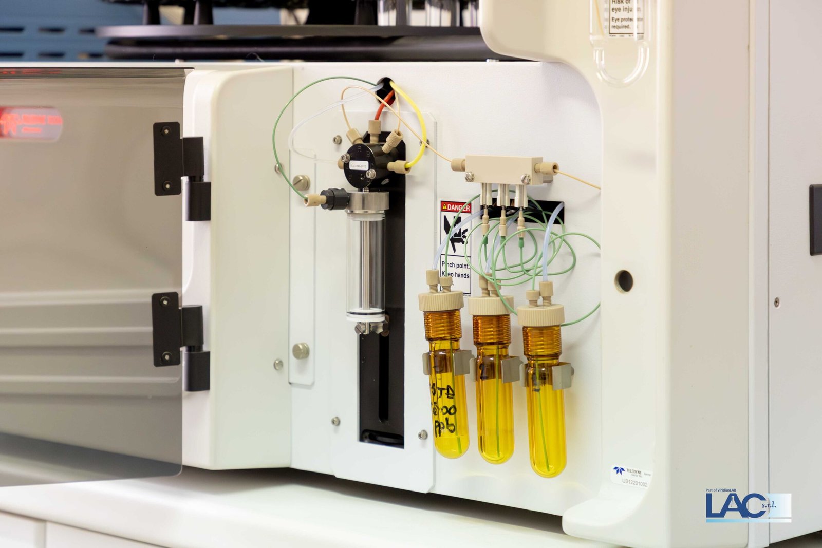 L.A.C. S.r.l. accredited laboratory facility in Cremona