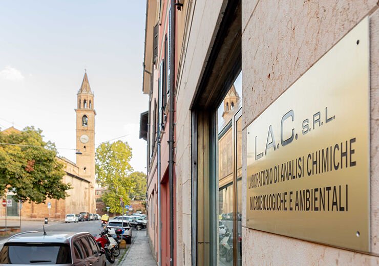 L.A.C. S.r.l. laboratory sample preparation and analysis